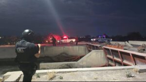 Mantienen operativo de búsqueda en canal de Gómez Palacio