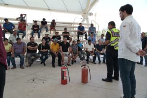 Protección Civil refuerza medidas de seguridad con locatarios de la Expo Feria Gómez Palacio 2026